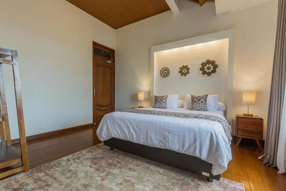 Castila Saraswati - Tranquil 4Br Villa In Kayu Aya Seminyak  0*, Seminyak (Bali) Indonesia