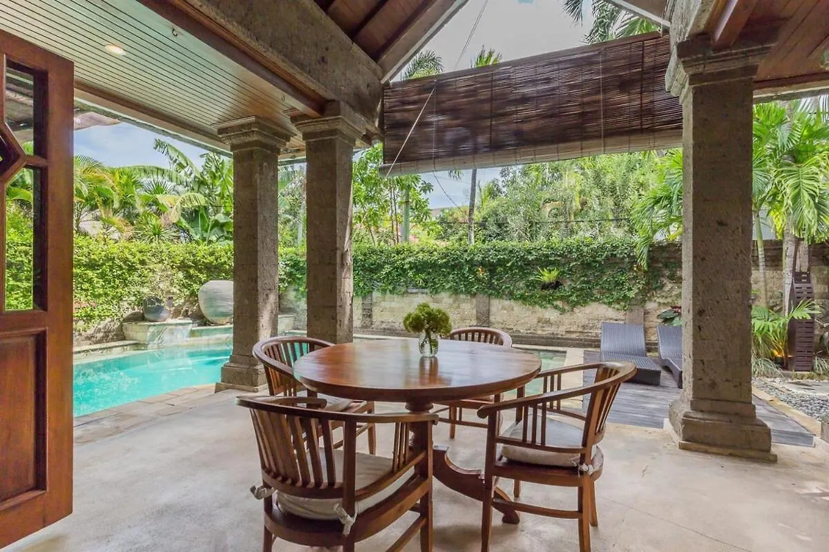 Castila Saraswati - Tranquil 4Br Villa In Kayu Aya Seminyak   Seminyak (Bali)