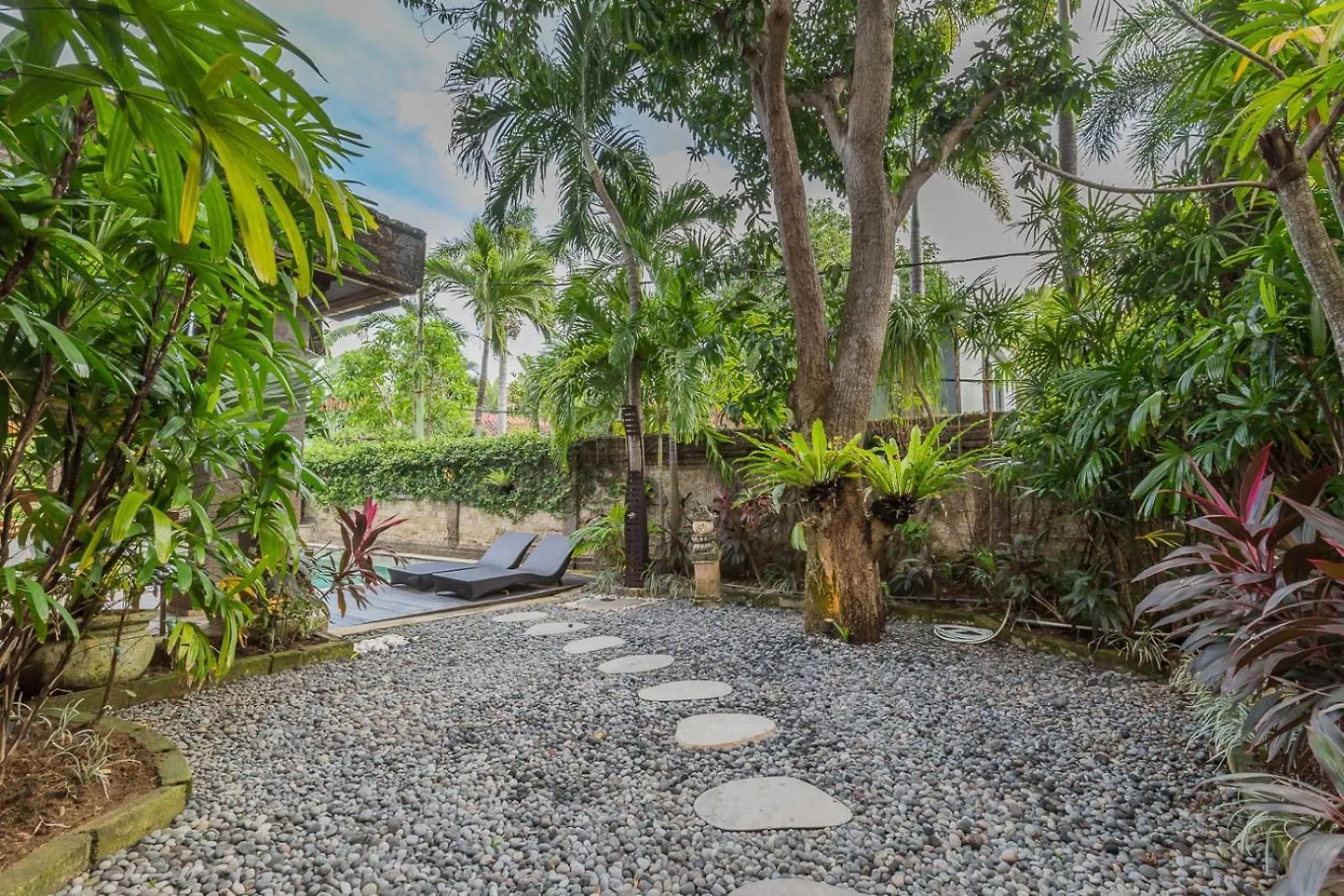 Castila Saraswati - Tranquil 4Br Villa In Kayu Aya Seminyak Indonesien